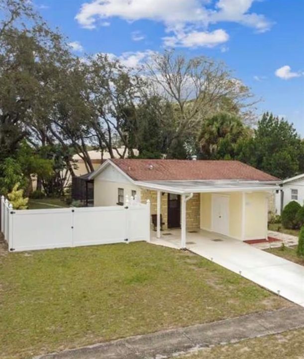 For Sale: $369,000 (3 beds, 1 baths, 1120 Square Feet)