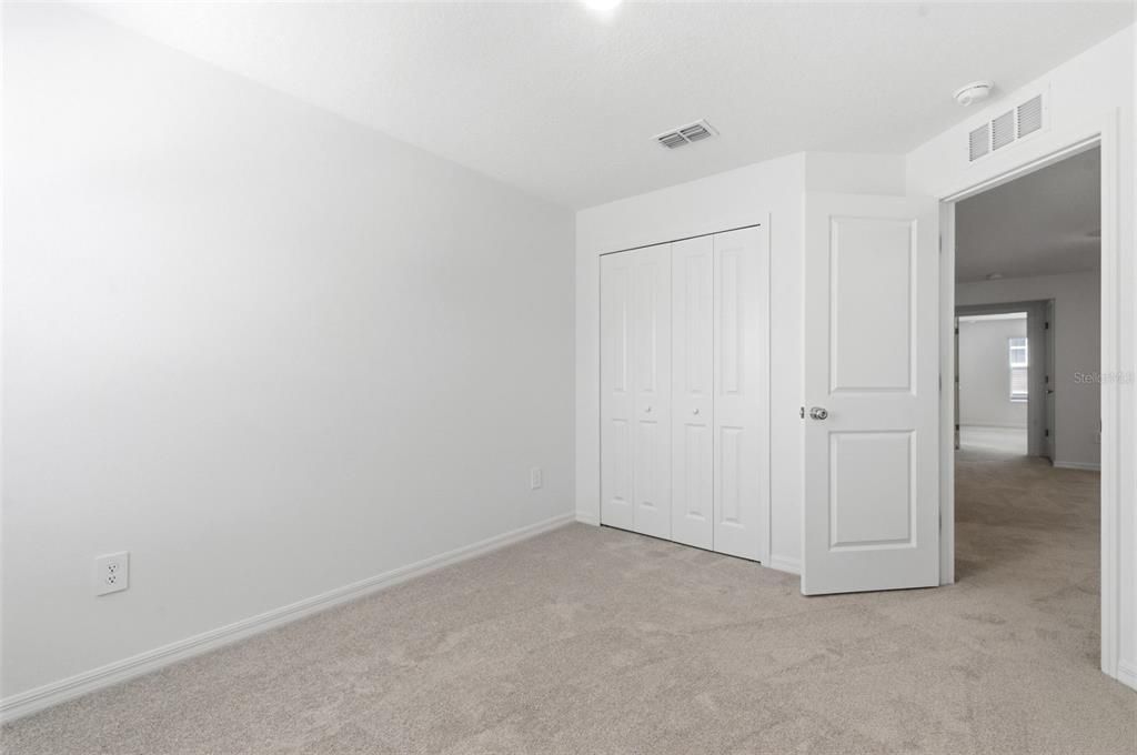 Под контрактом: $1,800 (3 спален, 2 ванн, 1666 Квадратных фут)