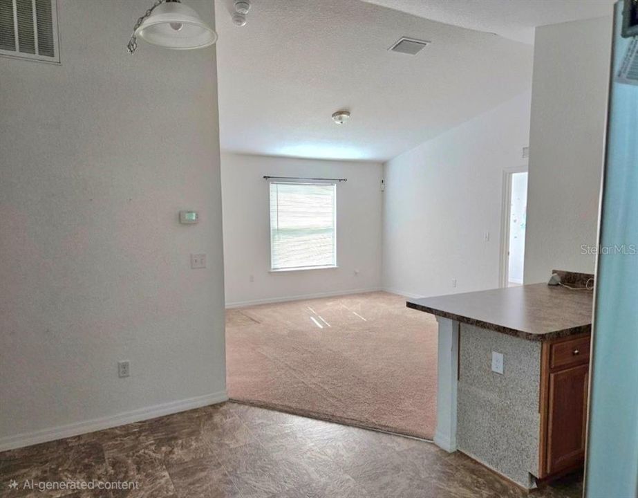 For Rent: $1,600 (3 beds, 2 baths, 1014 Square Feet)