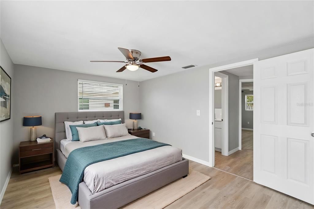 En Venta: $278,000 (2 camas, 2 baños, 1440 Pies cuadrados)