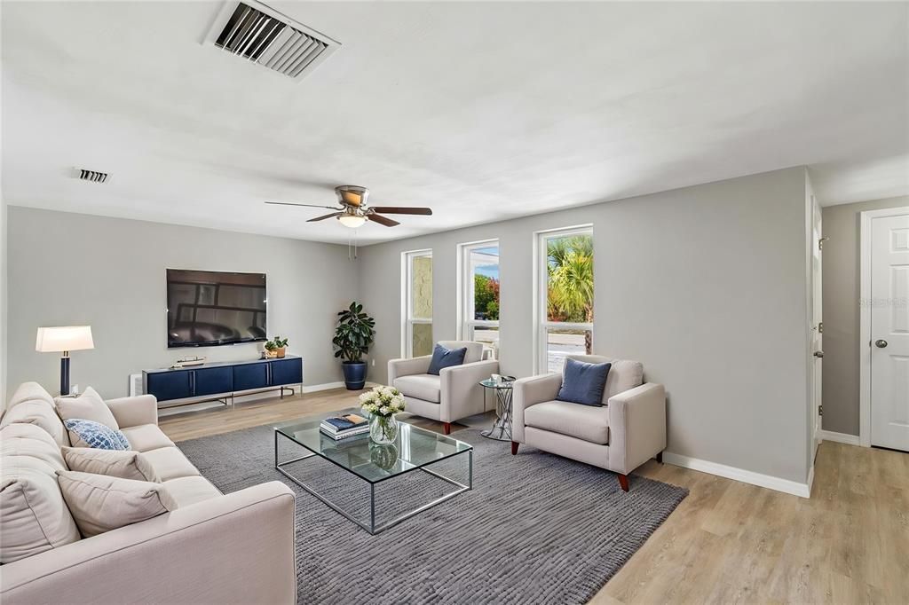 En Venta: $278,000 (2 camas, 2 baños, 1440 Pies cuadrados)