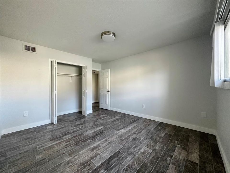 For Sale: $189,000 (3 beds, 2 baths, 1112 Square Feet)