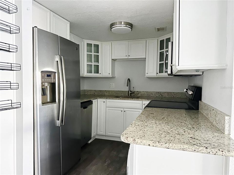 For Sale: $189,000 (3 beds, 2 baths, 1112 Square Feet)