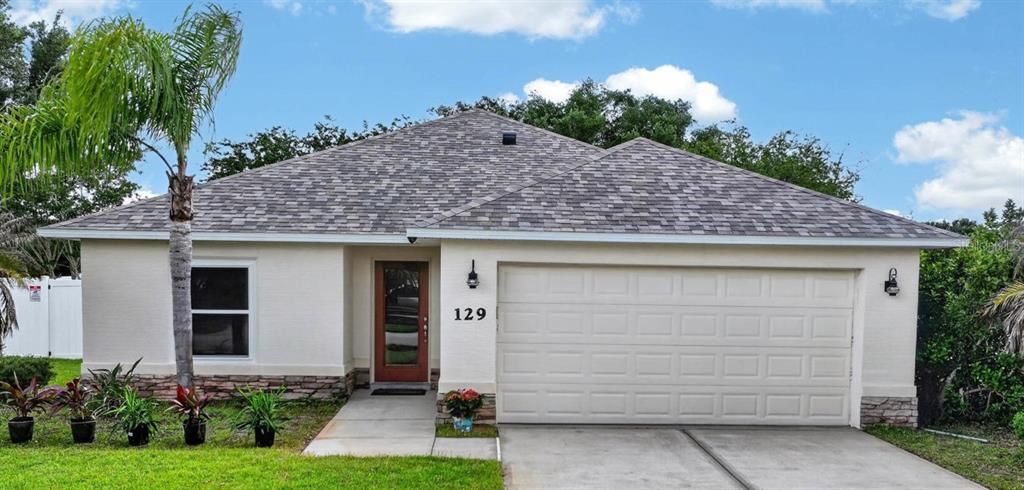 For Sale: $384,900 (3 beds, 2 baths, 1709 Square Feet)