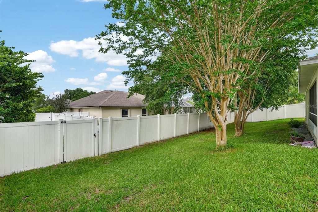 For Sale: $384,900 (3 beds, 2 baths, 1709 Square Feet)