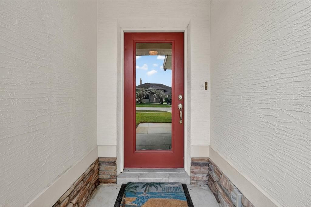 For Sale: $384,900 (3 beds, 2 baths, 1709 Square Feet)