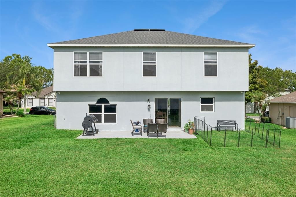 For Sale: $600,000 (5 beds, 3 baths, 2940 Square Feet)