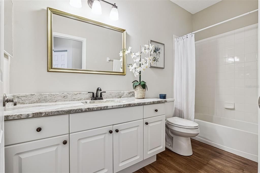 For Sale: $415,000 (3 beds, 2 baths, 1847 Square Feet)