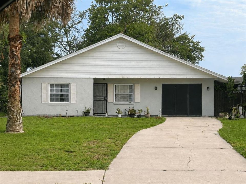 For Sale: $315,000 (3 beds, 2 baths, 1446 Square Feet)
