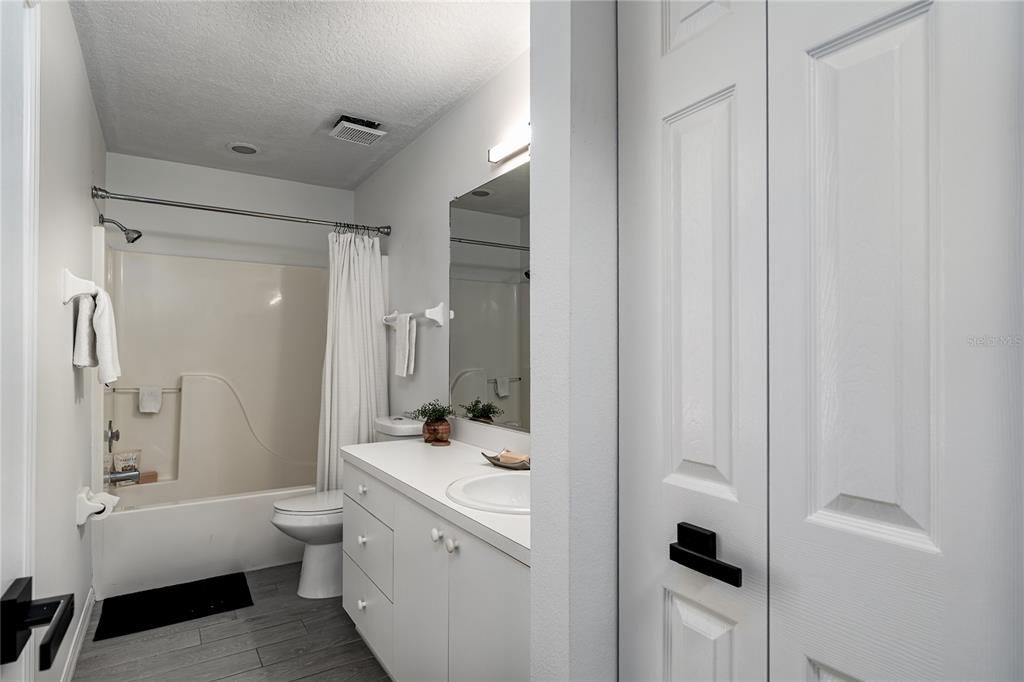 For Sale: $314,000 (3 beds, 2 baths, 1488 Square Feet)