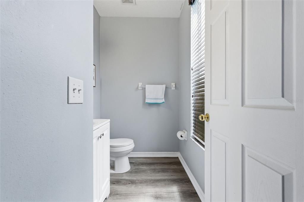 For Sale: $225,000 (2 beds, 2 baths, 1152 Square Feet)