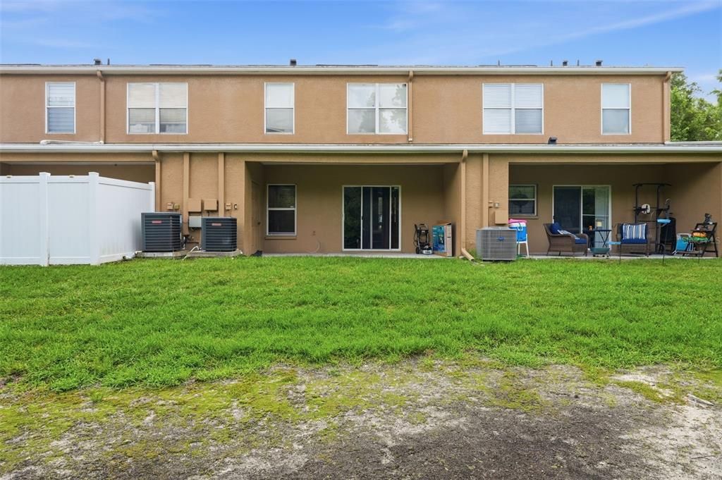 For Sale: $225,000 (2 beds, 2 baths, 1152 Square Feet)