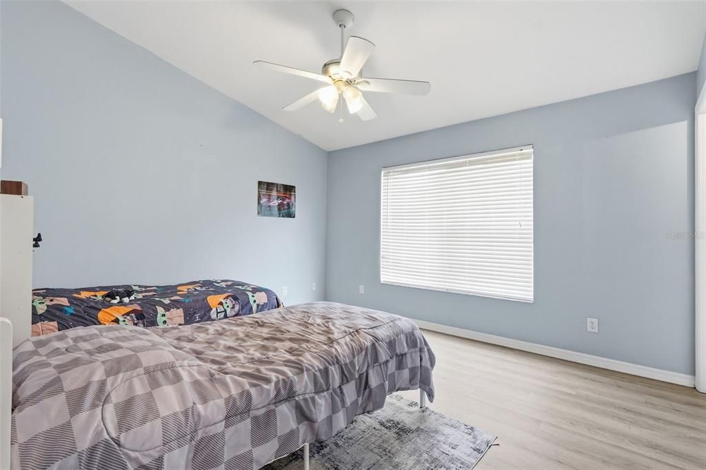 For Sale: $225,000 (2 beds, 2 baths, 1152 Square Feet)