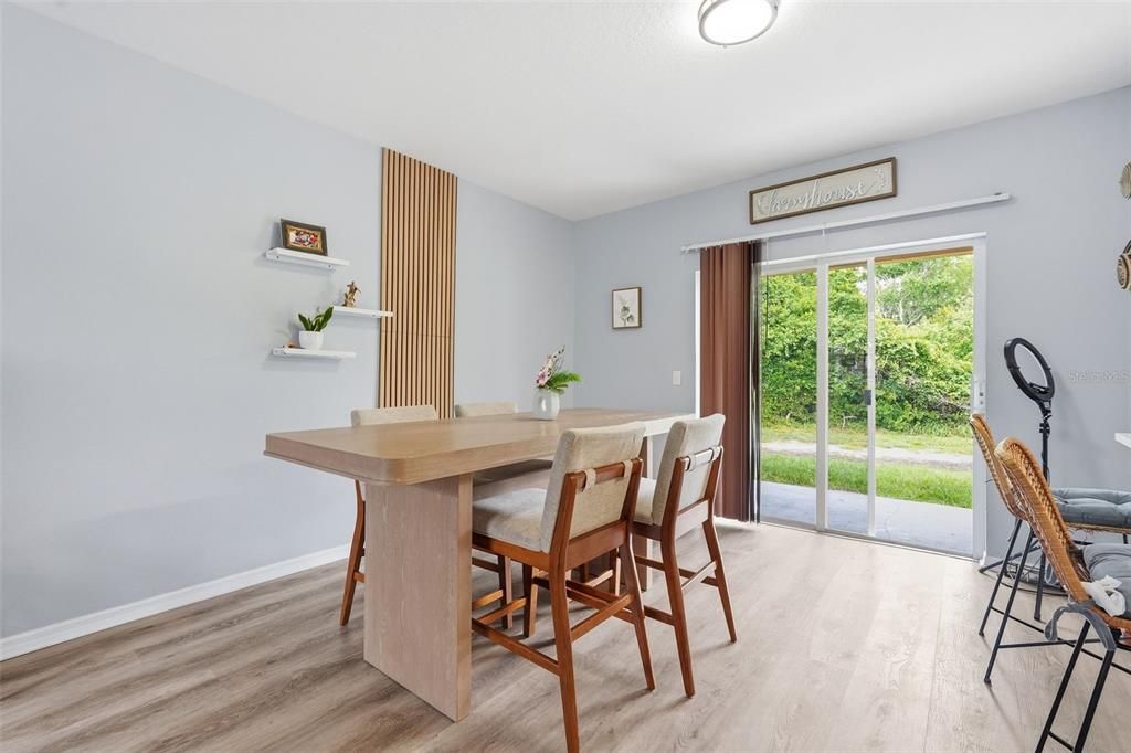 For Sale: $225,000 (2 beds, 2 baths, 1152 Square Feet)
