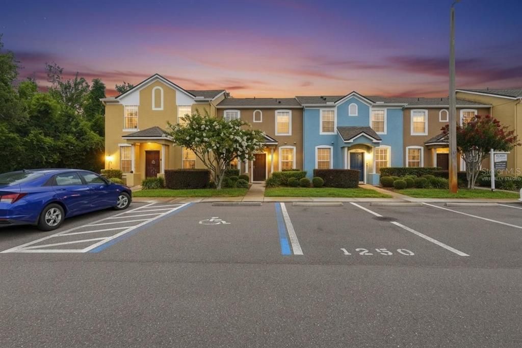 For Sale: $225,000 (2 beds, 2 baths, 1152 Square Feet)