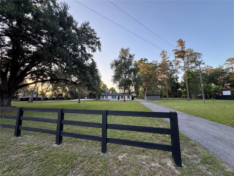 For Rent: $3,300 (3 beds, 2 baths, 2276 Square Feet)