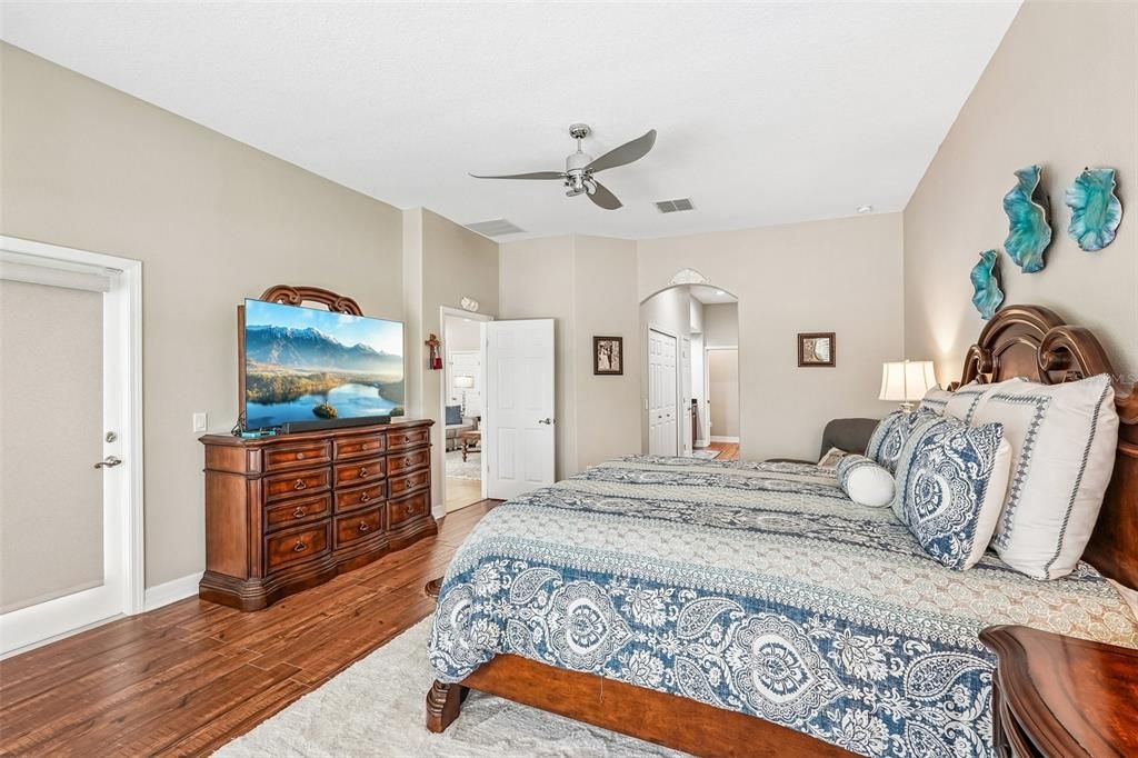 For Sale: $635,000 (4 beds, 3 baths, 2740 Square Feet)