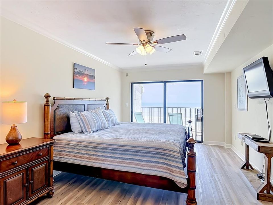 For Sale: $789,900 (3 beds, 2 baths, 1488 Square Feet)