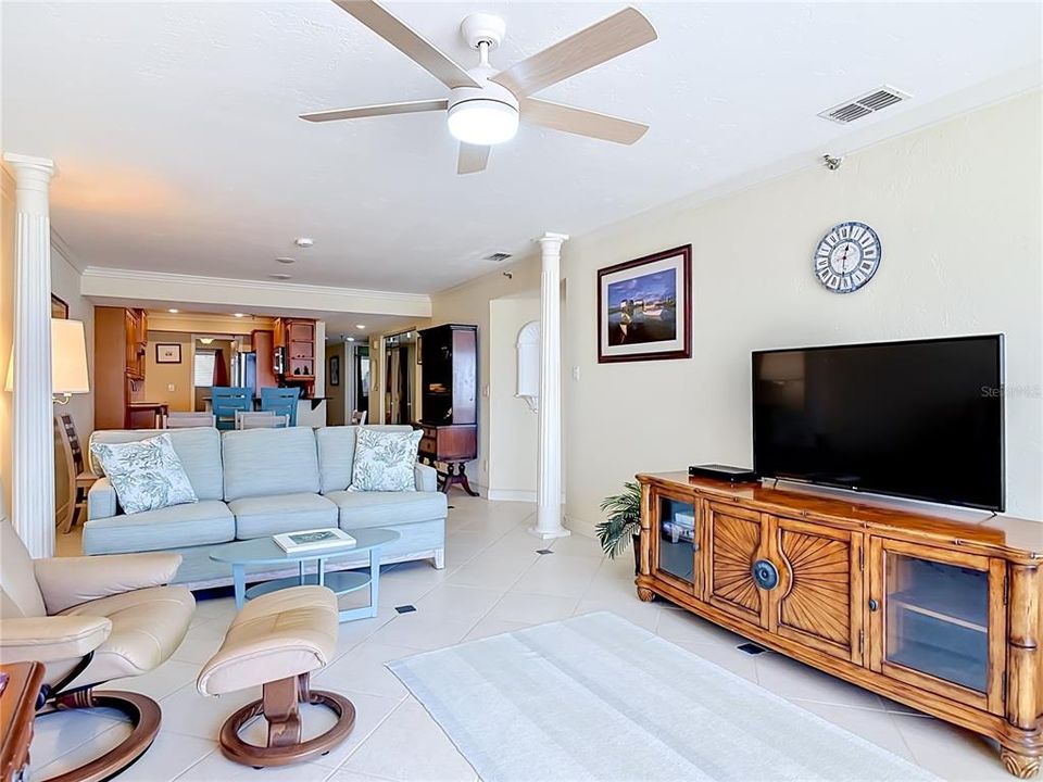 For Sale: $789,900 (3 beds, 2 baths, 1488 Square Feet)