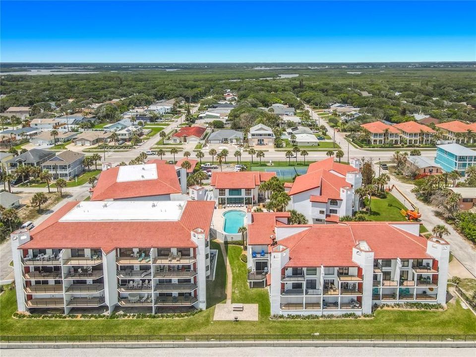 For Sale: $789,900 (3 beds, 2 baths, 1488 Square Feet)