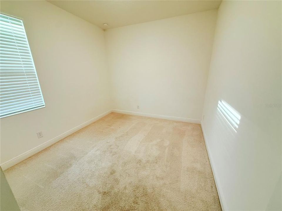 For Rent: $2,699 (4 beds, 3 baths, 2492 Square Feet)