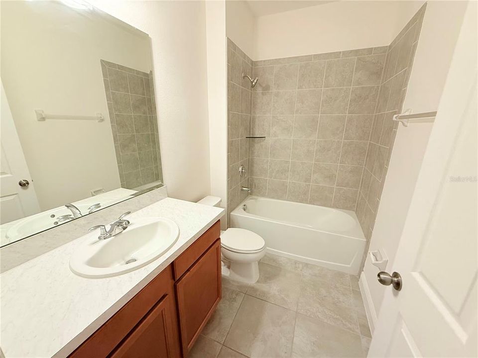 For Rent: $2,699 (4 beds, 3 baths, 2492 Square Feet)