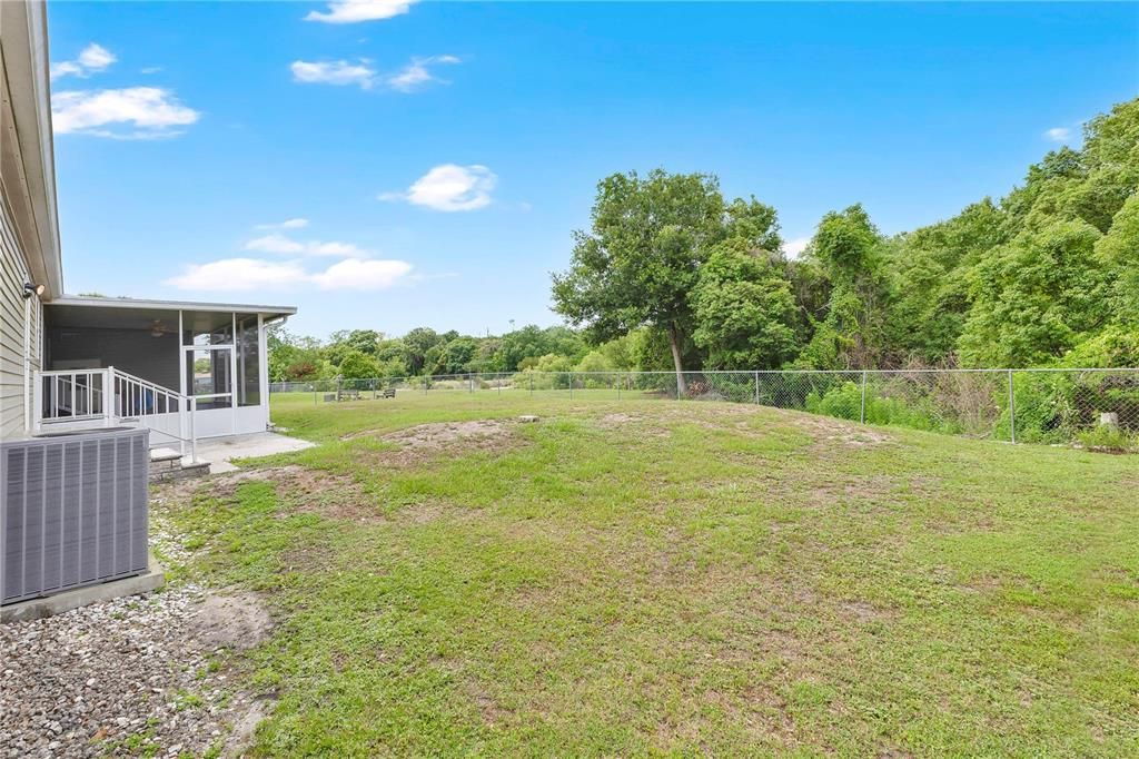 For Sale: $260,000 (4 beds, 2 baths, 2240 Square Feet)