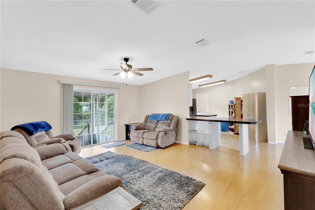 For Sale: $260,000 (4 beds, 2 baths, 2240 Square Feet)