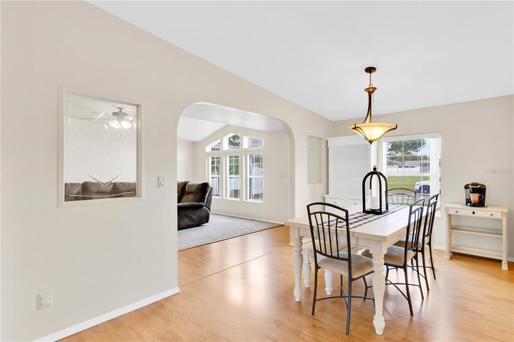 For Sale: $260,000 (4 beds, 2 baths, 2240 Square Feet)