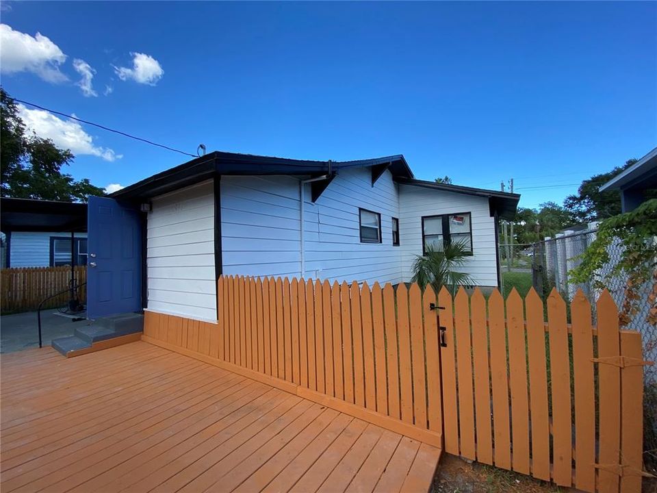 В аренду: $2,295 (3 спален, 2 ванн, 1203 Квадратных фут)
