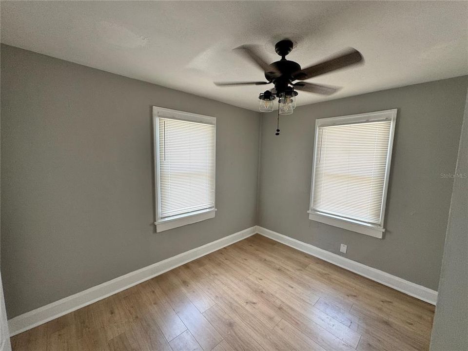 В аренду: $2,295 (3 спален, 2 ванн, 1203 Квадратных фут)