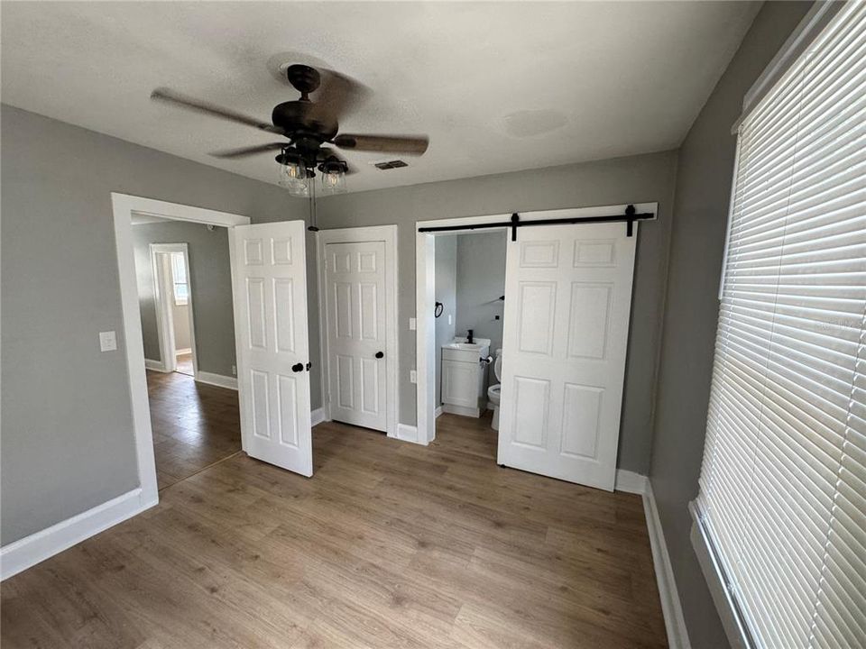 В аренду: $2,295 (3 спален, 2 ванн, 1203 Квадратных фут)