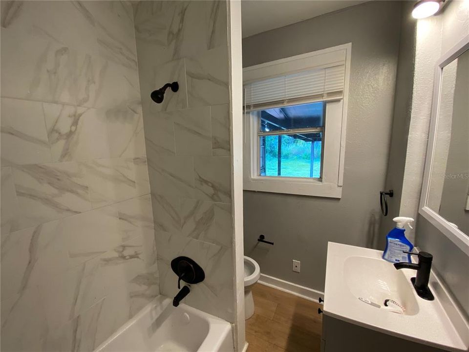 В аренду: $2,295 (3 спален, 2 ванн, 1203 Квадратных фут)