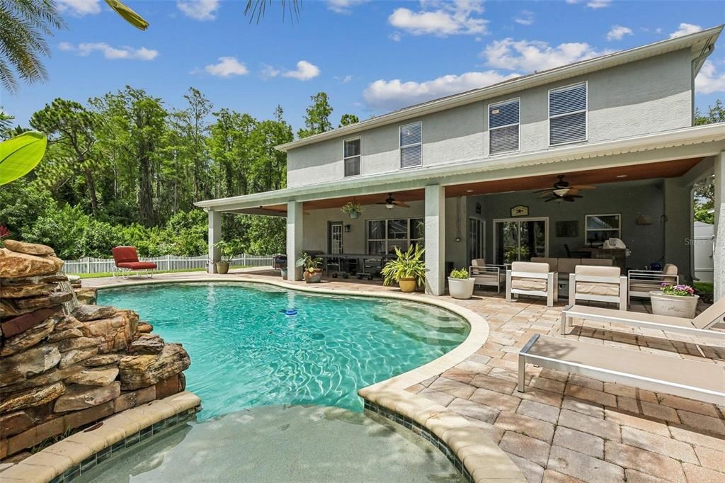 For Sale: $799,000 (6 beds, 3 baths, 2734 Square Feet)