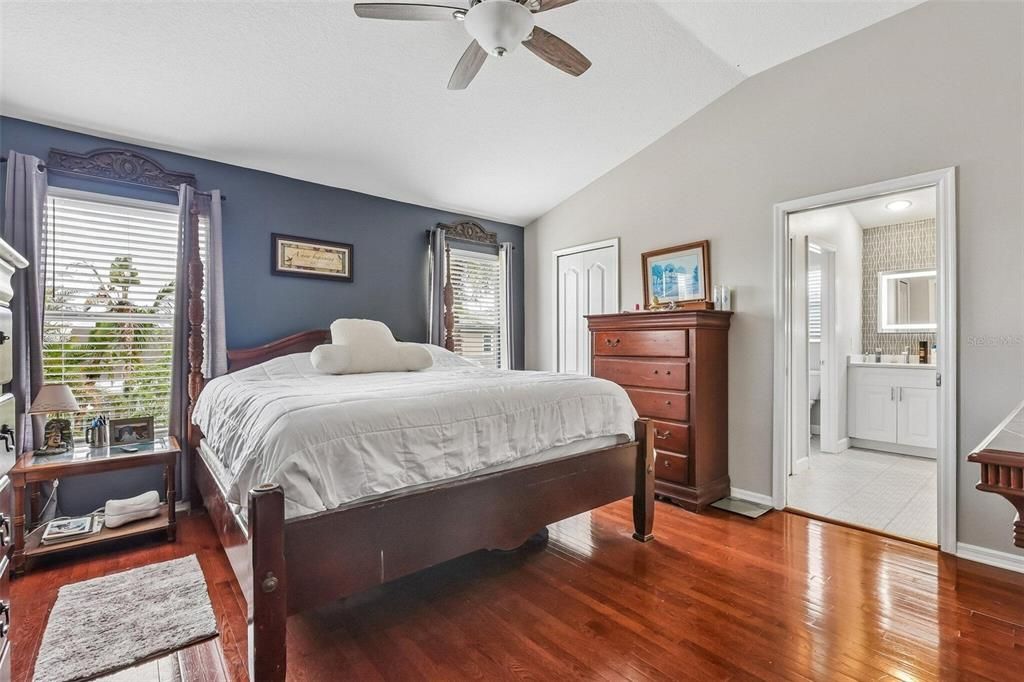 For Sale: $799,000 (6 beds, 3 baths, 2734 Square Feet)