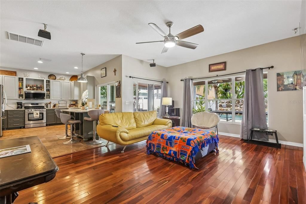 For Sale: $799,000 (6 beds, 3 baths, 2734 Square Feet)