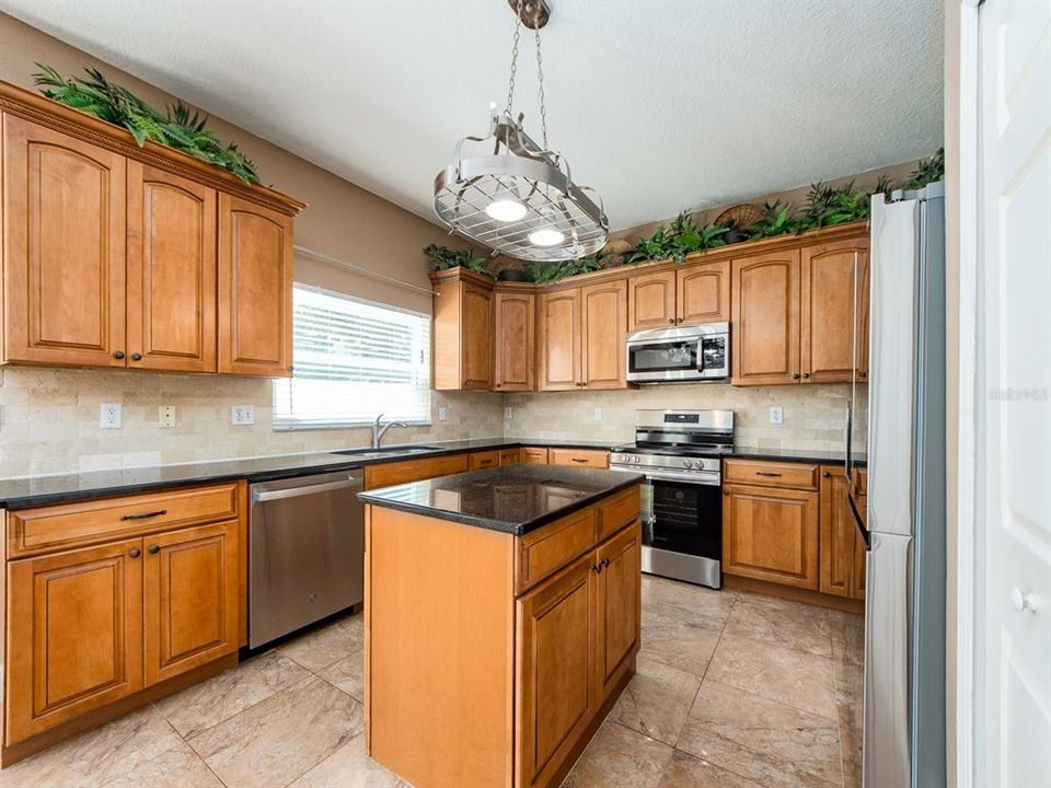 For Sale: $739,999 (4 beds, 2 baths, 2607 Square Feet)