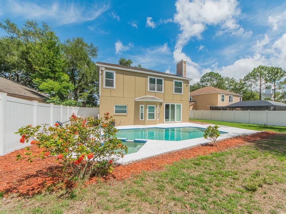 For Sale: $739,999 (4 beds, 2 baths, 2607 Square Feet)