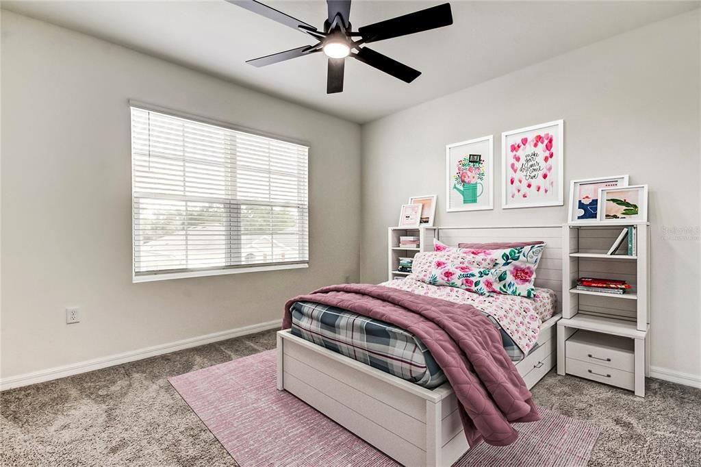 For Sale: $399,900 (5 beds, 3 baths, 2696 Square Feet)