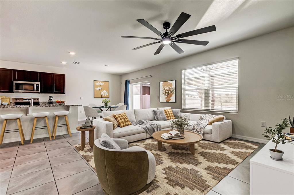 For Sale: $399,900 (5 beds, 3 baths, 2696 Square Feet)
