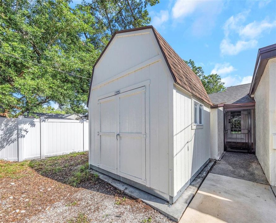 Active With Contract: $524,500 (3 beds, 2 baths, 1570 Square Feet)