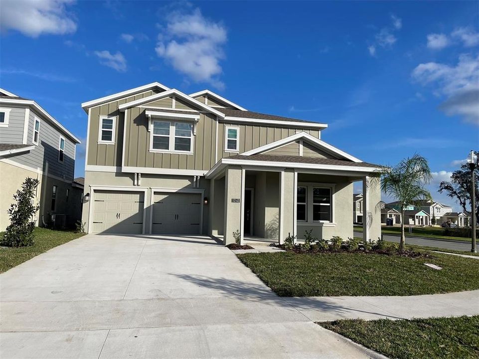 Recently Rented: $3,700 (5 beds, 3 baths, 3332 Square Feet)