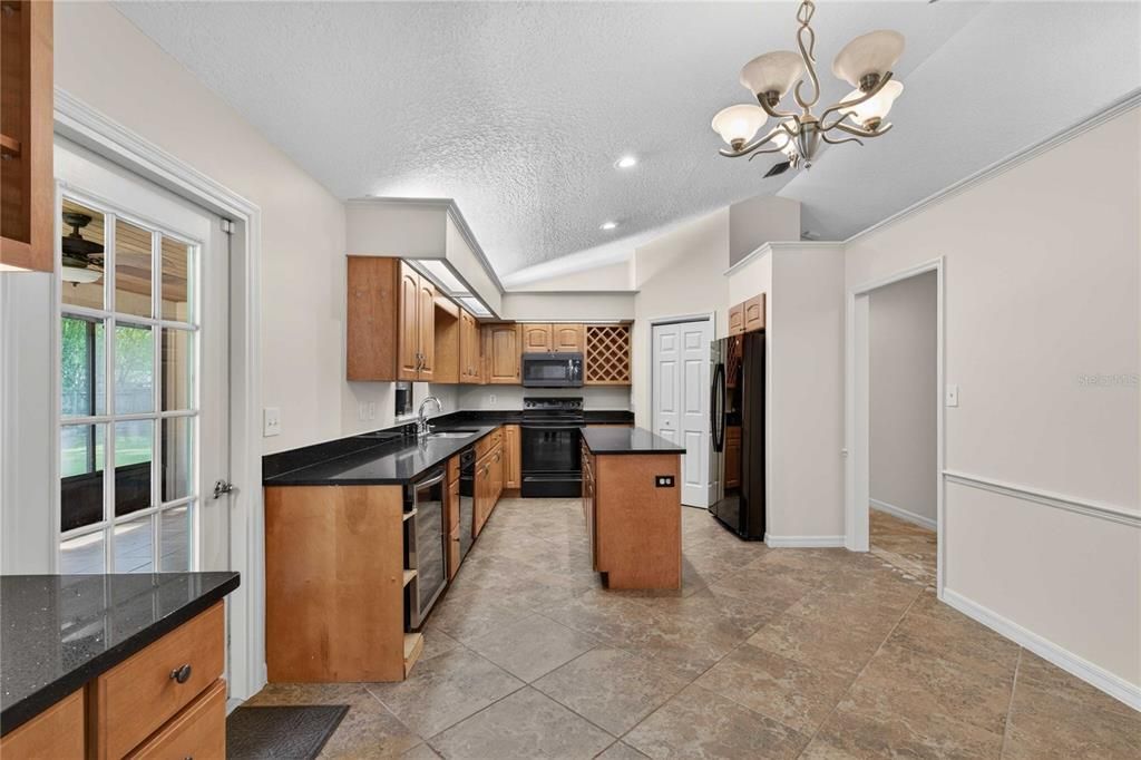 Active With Contract: $445,000 (3 beds, 2 baths, 1645 Square Feet)