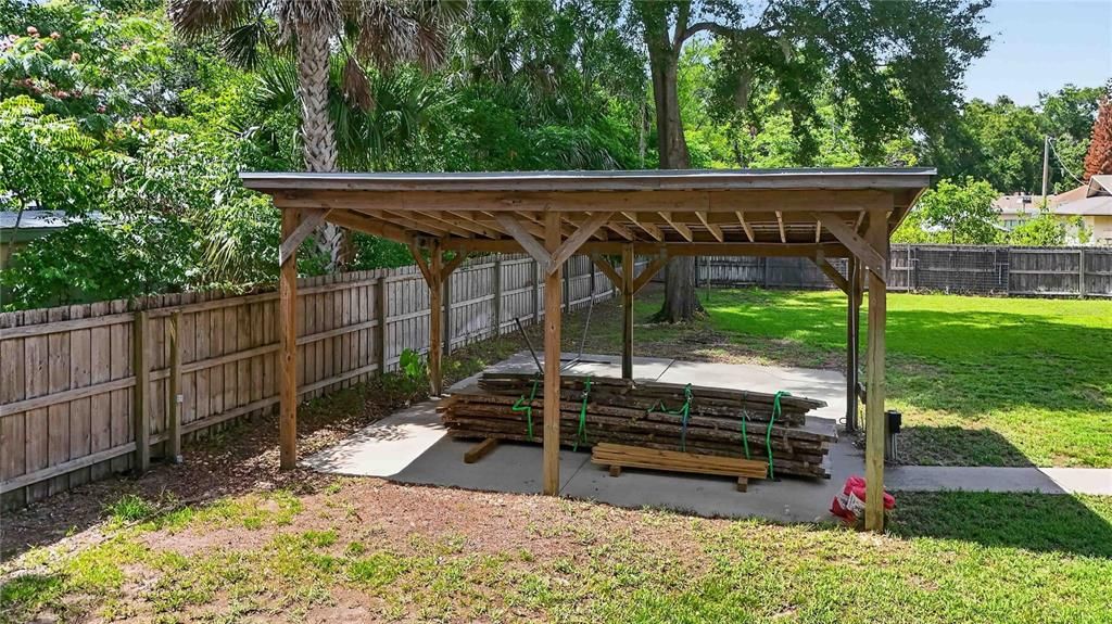 Active With Contract: $445,000 (3 beds, 2 baths, 1645 Square Feet)