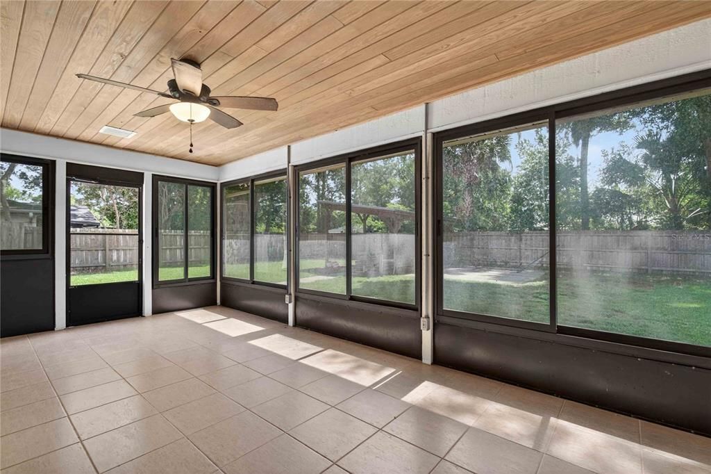 Active With Contract: $445,000 (3 beds, 2 baths, 1645 Square Feet)