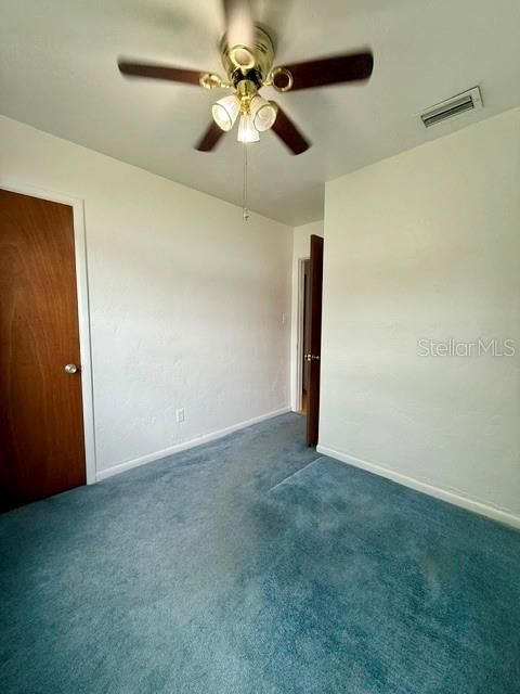 For Sale: $210,000 (3 beds, 1 baths, 888 Square Feet)