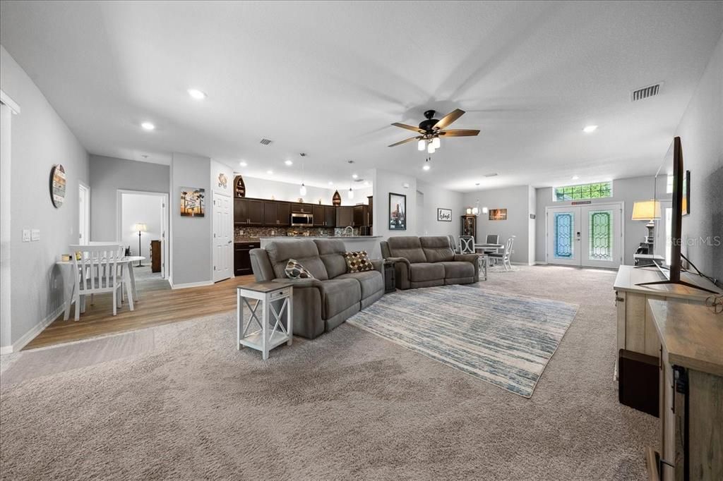 For Sale: $389,900 (4 beds, 3 baths, 2336 Square Feet)
