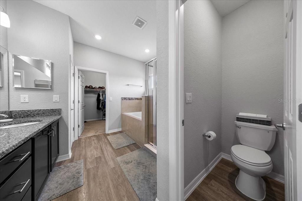 For Sale: $389,900 (4 beds, 3 baths, 2336 Square Feet)