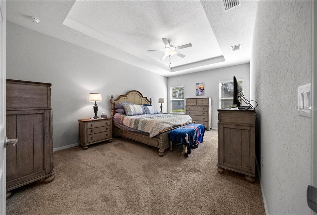 For Sale: $389,900 (4 beds, 3 baths, 2336 Square Feet)