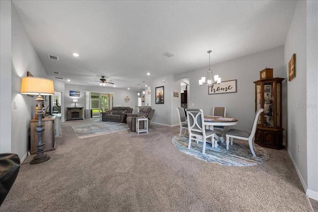 For Sale: $389,900 (4 beds, 3 baths, 2336 Square Feet)